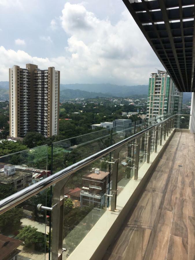 Trillium Residences Condominium Cebu Bagian luar foto